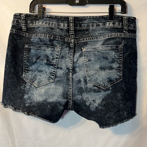 Forever21 Blue Denim Shorts Size 12 - Picture 4 of 6
